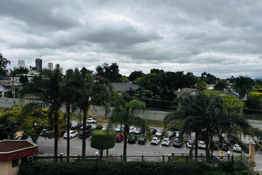 Vista da Suíte 1 de apartamento para alugar com 3 quartos, 80m² em Tamboré, Barueri