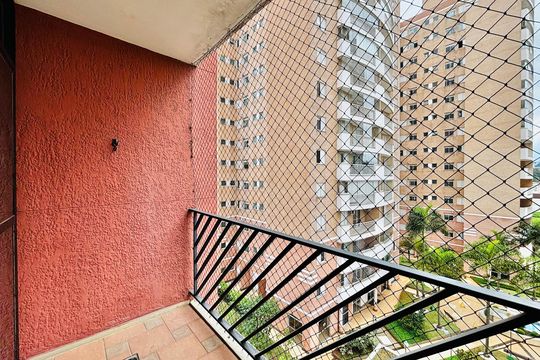 Varanda  de apartamento à venda com 3 quartos, 80m² em Tamboré, Barueri