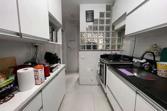 Cozinha de apartamento à venda com 3 quartos, 96m² em Cidade São Francisco, São Paulo