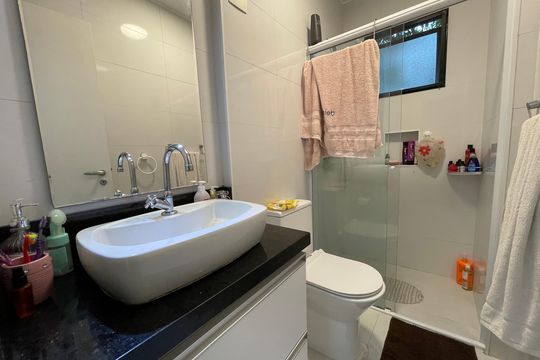 Banheiro Social de apartamento à venda com 3 quartos, 96m² em Cidade São Francisco, São Paulo