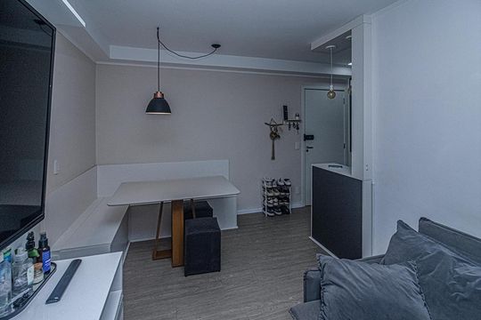 Sala de apartamento para alugar com 2 quartos, 45m² em Parque Fongaro, São Paulo