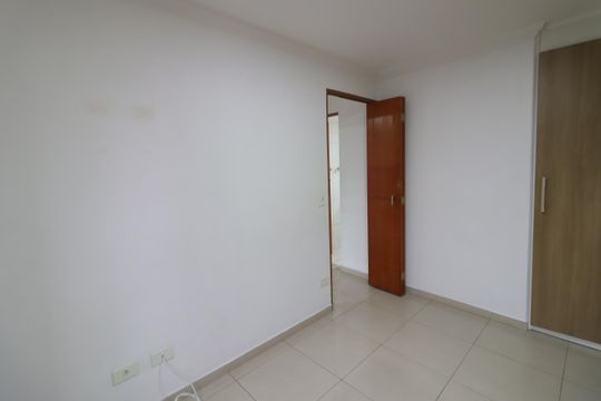 Quarto 1 de apartamento para alugar com 2 quartos, 57m² em Veloso, Osasco