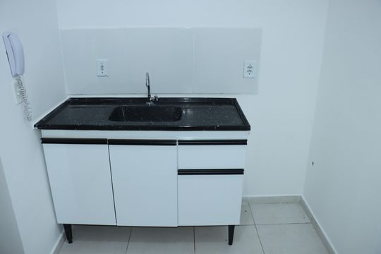 Cozinha de casa de condomínio para alugar com 2 quartos, 60m² em Maranhão, Cotia