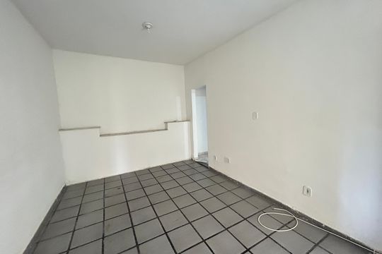 Sala de casa para alugar com 3 quartos, 94m² em Vila Valqueire, Rio de Janeiro