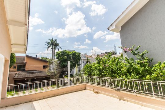 Varanda de casa de condomínio para alugar com 4 quartos, 334m² em Alphaville, Santana de Parnaíba