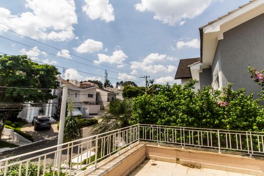 Vista da Suíte de casa de condomínio para alugar com 4 quartos, 334m² em Alphaville, Santana de Parnaíba