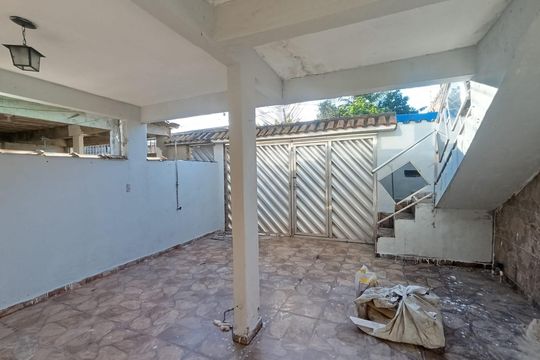 Garagem de casa para alugar com 2 quartos, 120m² em Heliópolis, Belford Roxo
