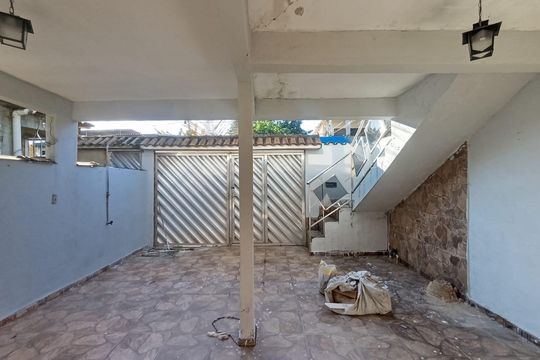 Garagem de casa para alugar com 2 quartos, 120m² em Heliópolis, Belford Roxo