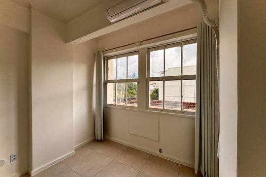 Sala de apartamento para alugar com 1 quarto, 26m² em Centro, Rio de Janeiro