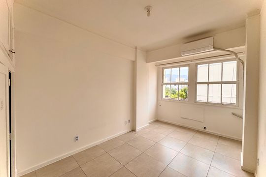 Kitnet/Studio para alugar com 1 quarto, 26m² em Centro, Rio de Janeiro