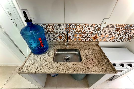 Cozinha de apartamento para alugar com 1 quarto, 26m² em Centro, Rio de Janeiro