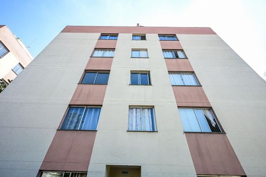 Fachada de apartamento à venda com 2 quartos, 40m² em Super Quadra Morumbi, São Paulo