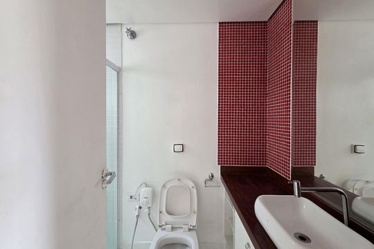 Banheiro da Suíte de apartamento para alugar com 3 quartos, 192m² em Parque São Vicente, Mauá