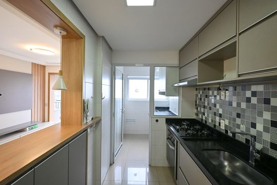 Cozinha de apartamento à venda com 3 quartos, 87m² em Jardim Caboré, São Paulo