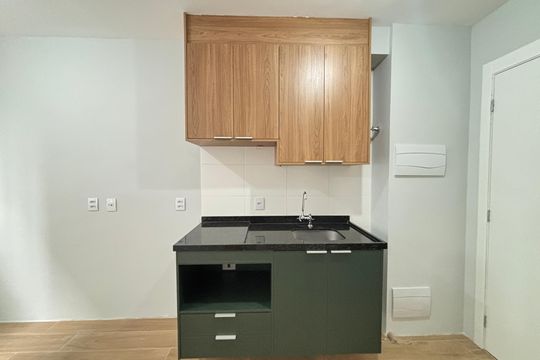 Sala de kitnet/studio para alugar com 1 quarto, 24m² em Pinheiros, São Paulo