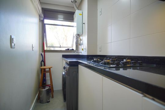 Cozinha de apartamento à venda com 1 quarto, 49m² em Boa Vista, Porto Alegre