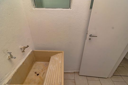 Área de serviço de casa para alugar com 1 quarto, 26m² em Vila Guarani (z Sul), São Paulo