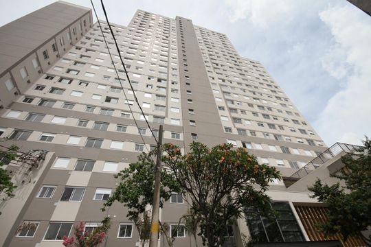 Fachada de apartamento para alugar com 2 quartos, 34m² em Cambuci, São Paulo