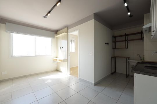 Apartamento para alugar com 2 quartos, 34m² em Cambuci, São Paulo