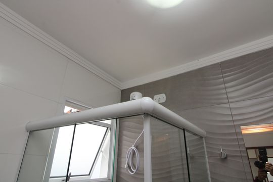 Banheiro do Quarto 2 (Suíte) de casa à venda com 2 quartos, 125m² em Parque Císper, São Paulo