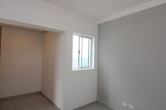 Casa à venda com 2 quartos, 125m² em Parque Císper, São Paulo