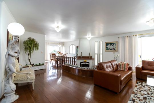 Casa à venda com 4 quartos, 550m² em Jardim Sao Bento, São Paulo
