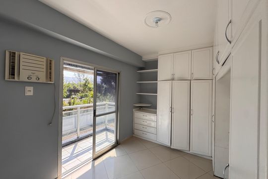 Suíte de apartamento para alugar com 2 quartos, 73m² em Recreio dos Bandeirantes, Rio de Janeiro
