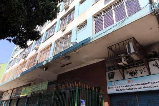 Fachada do Prédio de apartamento para alugar com 2 quartos, 79m² em Bonsucesso, Rio de Janeiro
