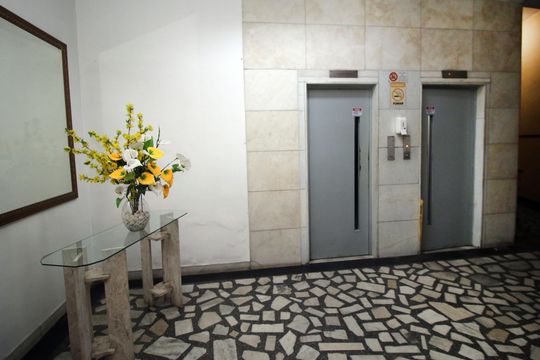 Área comum - Elevadores de apartamento para alugar com 2 quartos, 79m² em Bonsucesso, Rio de Janeiro