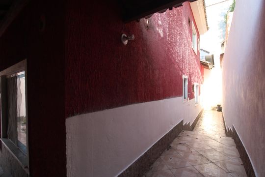 Fundos de casa à venda com 4 quartos, 200m² em Jacarepaguá, Rio de Janeiro