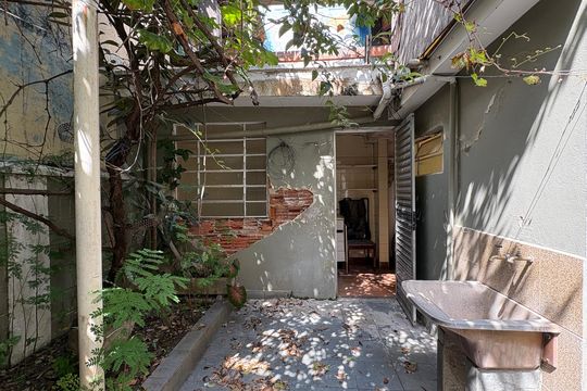 Quintal de casa à venda com 3 quartos, 120m² em Vila Cruz das Almas, São Paulo