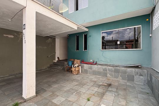 Garagem de casa à venda com 3 quartos, 120m² em Vila Cruz das Almas, São Paulo