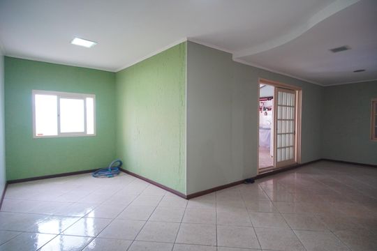 Casa à venda com 2 quartos, 215m² em Vicentina, São Leopoldo