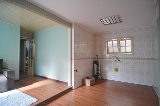 Sala/Cozinha de casa à venda com 2 quartos, 215m² em Vicentina, São Leopoldo
