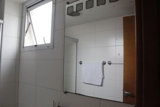 Banheiro da Suíte de apartamento à venda com 3 quartos, 77m² em Jacarepaguá, Rio de Janeiro