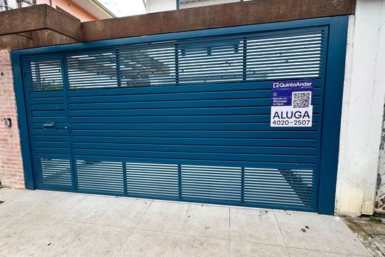 Fachada de casa para alugar com 2 quartos, 110m² em Brooklin Paulista, São Paulo