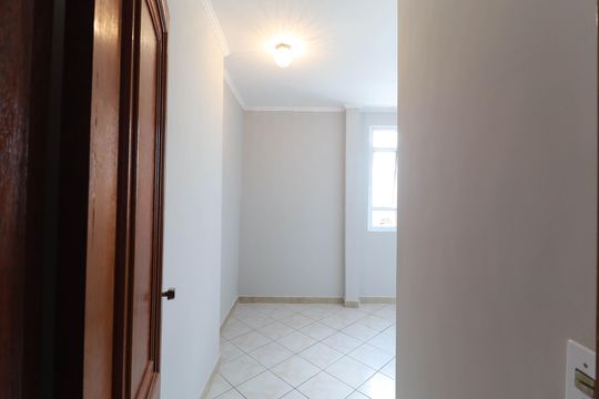 Quarto 3 de casa para alugar com 3 quartos, 94m² em Vila Medeiros, São Paulo