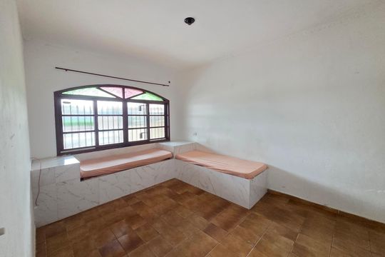 Sala de casa para alugar com 2 quartos, 90m² em Real, Praia Grande
