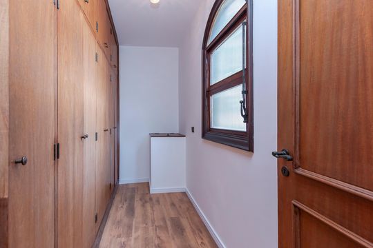 Closet de casa à venda com 4 quartos, 393m² em Chácara Santo Antônio (zona Sul), São Paulo