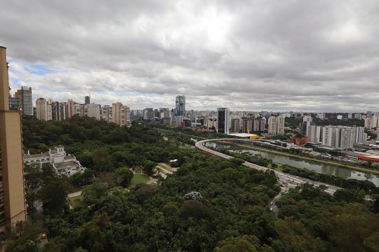 Vista da Varanda de apartamento à venda com 2 quartos, 180m² em Vila Andrade, São Paulo