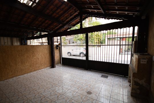 Garagem de casa para alugar com 2 quartos, 69m² em Vila Caiçara, Praia Grande