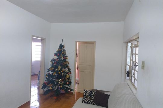 Casa à venda com 3 quartos, 201m² em União, Belo Horizonte