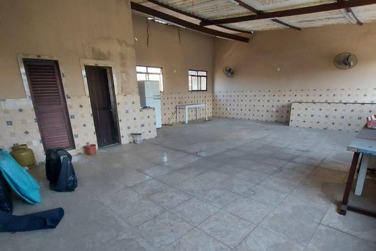 Salão de casa à venda com 3 quartos, 240m² em Jardim América, Rio de Janeiro