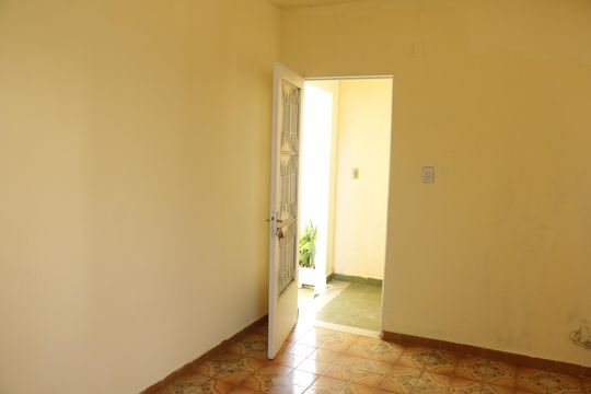 Sala de apartamento para alugar com 1 quarto, 30m² em Centro, Nova Iguaçu