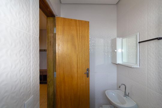 Banheiro de kitnet/studio para alugar com 1 quarto, 30m² em Vila Oratorio, São Paulo