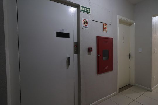 elevador de apartamento para alugar com 3 quartos, 113m² em Ideal, Novo Hamburgo