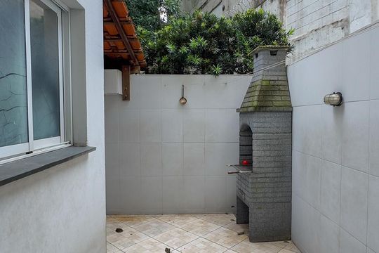 Área comum  de casa de condomínio à venda com 3 quartos, 128m² em Jardim São Luís, São Paulo