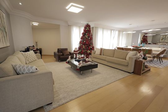 Apartamento à venda com 4 quartos, 272m² em Vila Assunção, Santo André