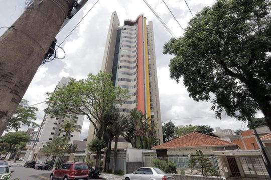 Fachada de apartamento à venda com 4 quartos, 272m² em Vila Assunção, Santo André
