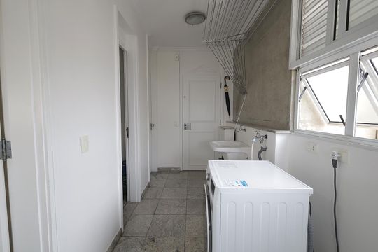 Área de Serviço de apartamento à venda com 4 quartos, 272m² em Vila Assunção, Santo André